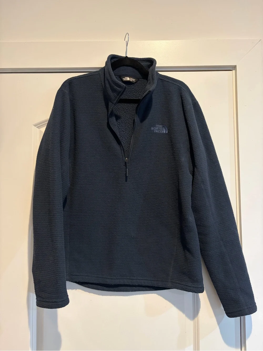 The North Face Men’s Navy Quarter-Zip Fleece Pullover